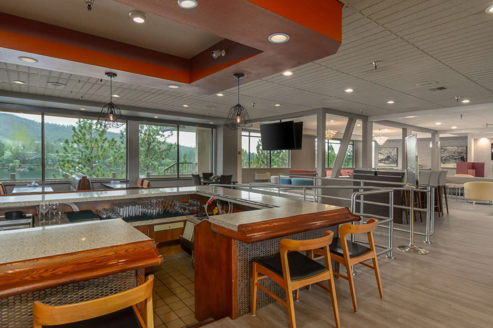 Red Lion Hotel Templin's on the River