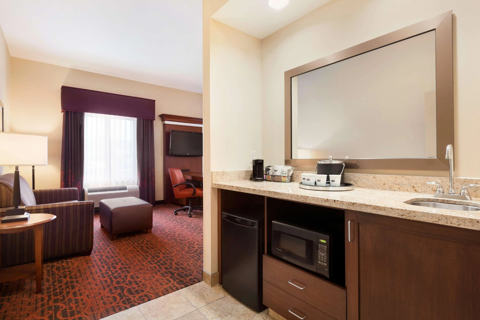 Hampton Inn & Suites Williston