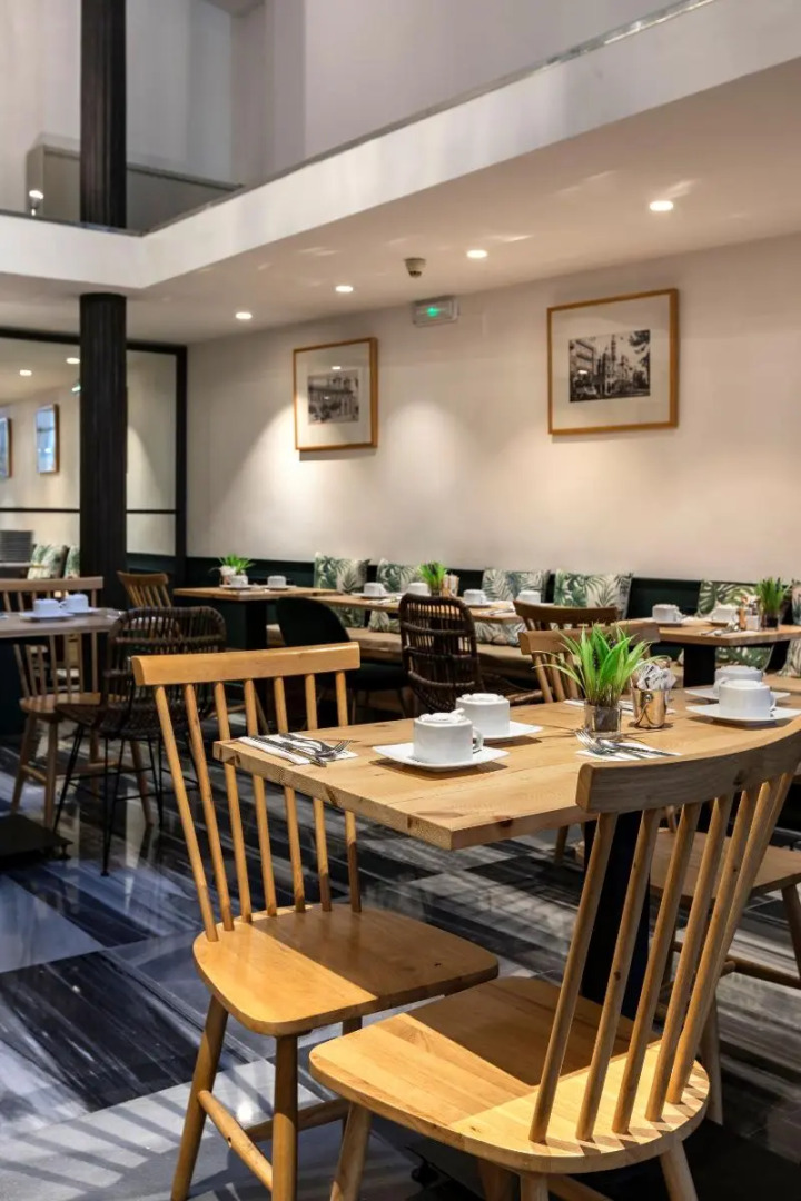 Petit Palace Plaza de la Reina