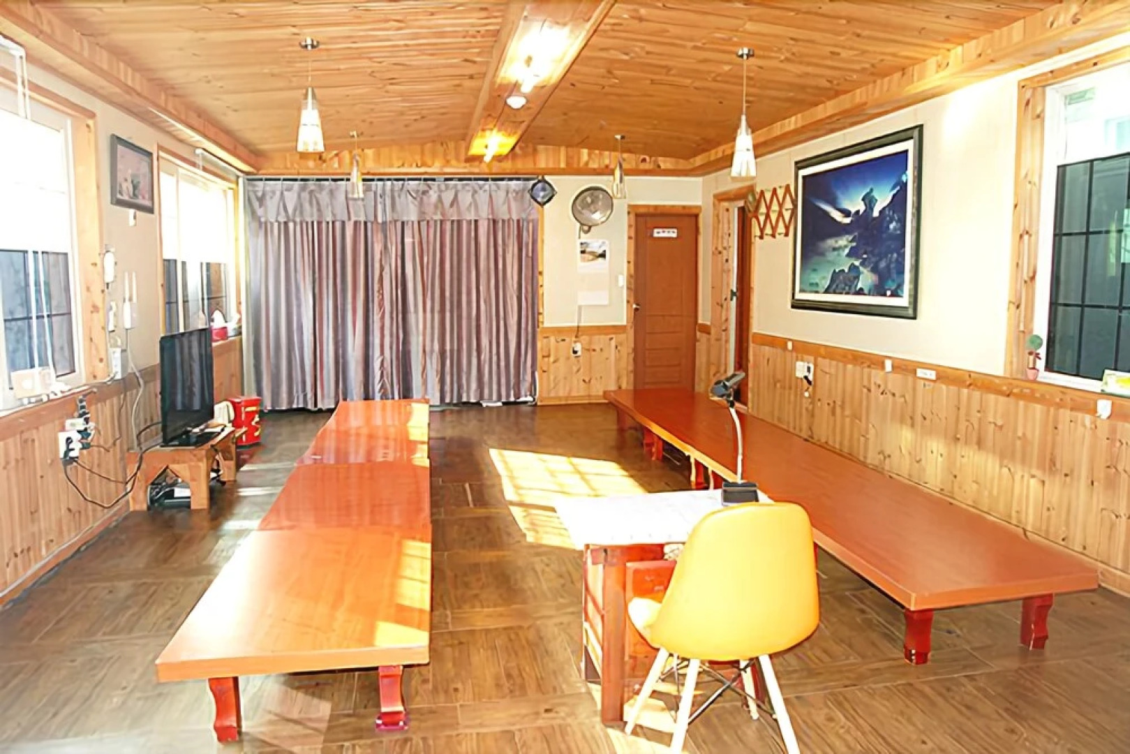 Hadong Inside the Scene Pension