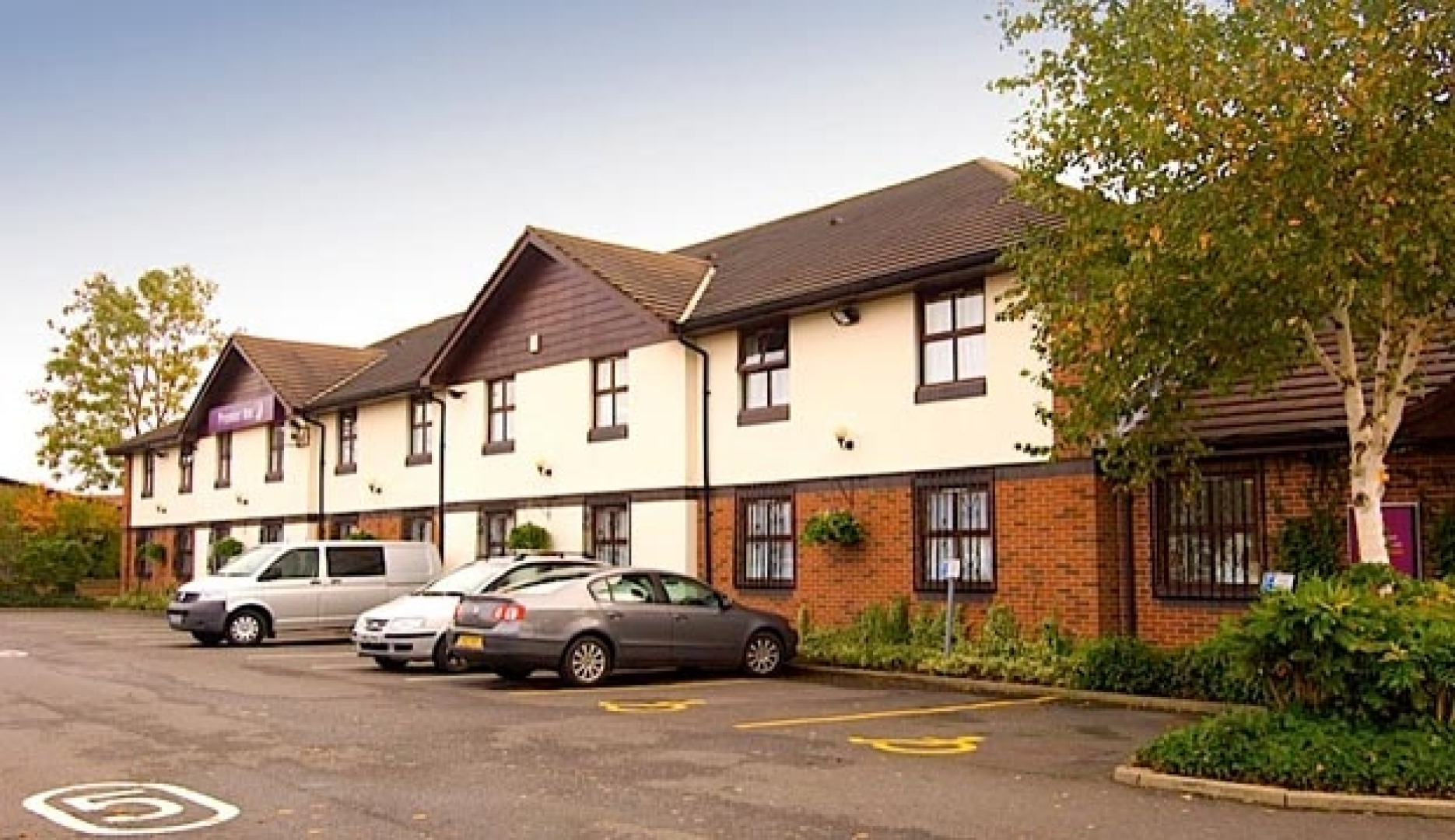 Premier Inn Oldham - Broadway