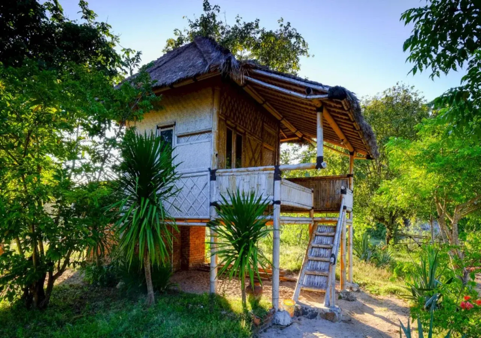 Bumbangku Beach Cottage