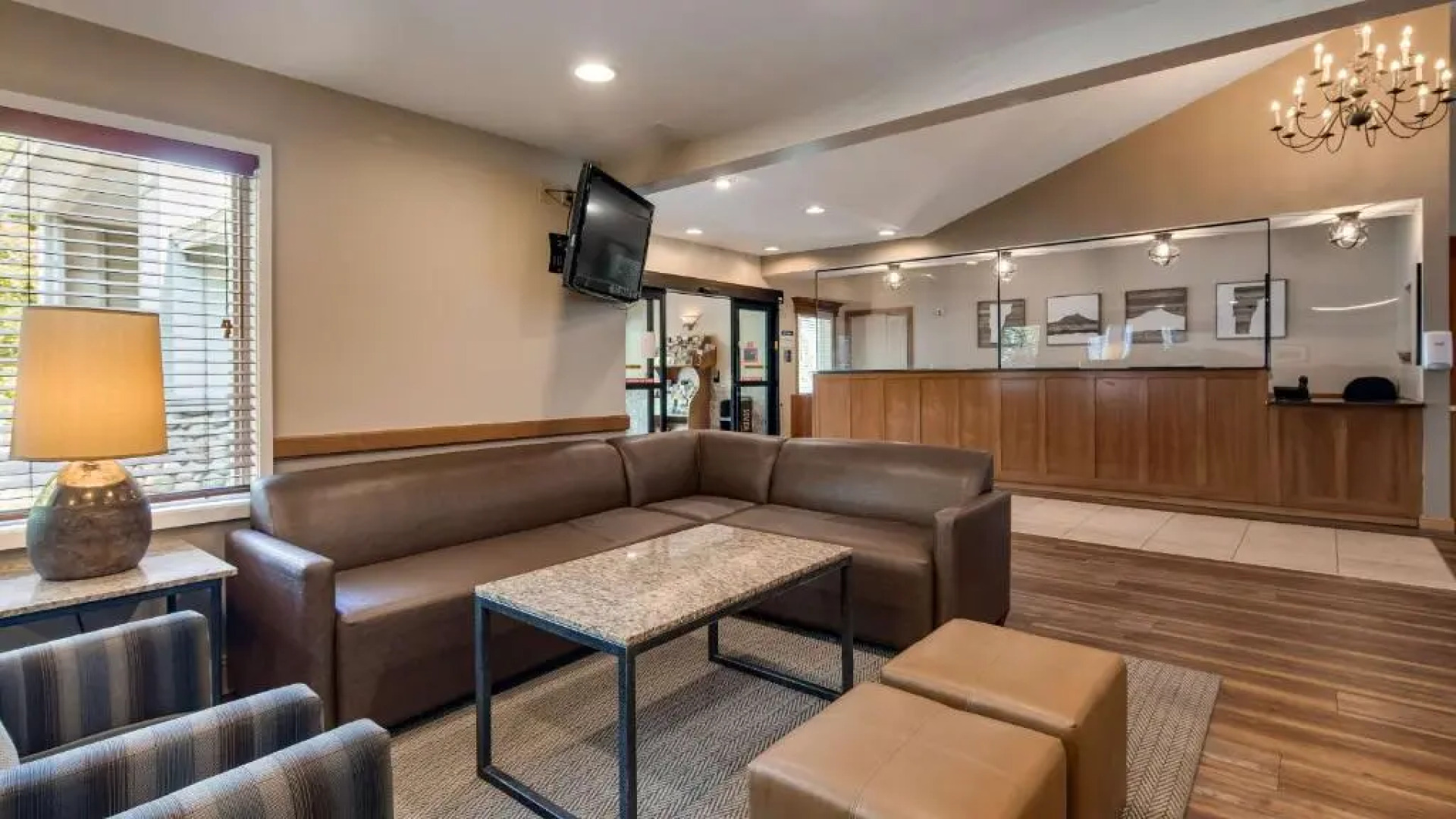 Best Western Plus Windjammer Inn & Conference Center