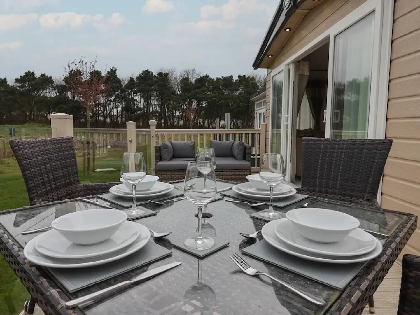 Whispering Willows 2-bed Lodge in Scarborough