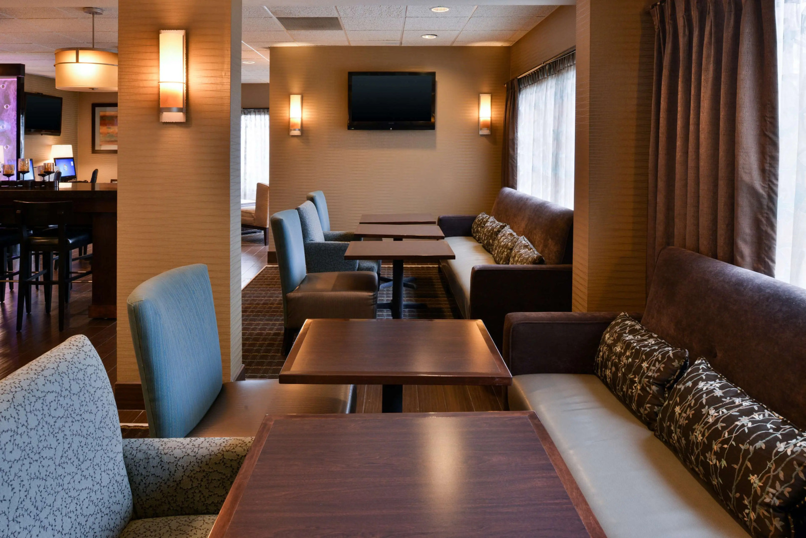 Best Western Plus Wichita West Airport Inn