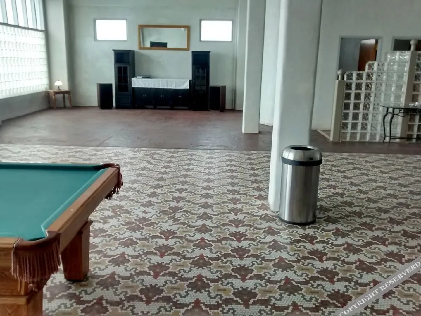 Kirk Hotel And Apartments