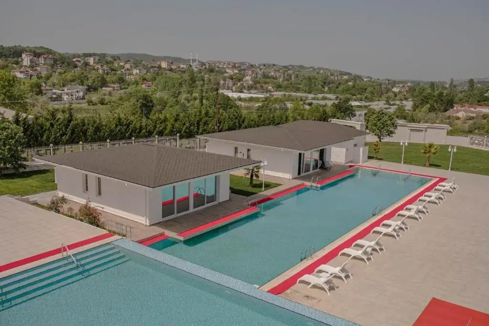 Mourouj Gloria White Palace Hotel & SPA