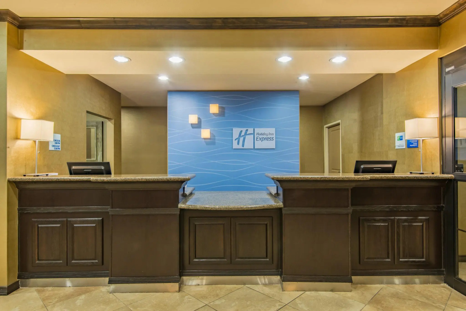 Holiday Inn Express Hotel & Suites Clovis