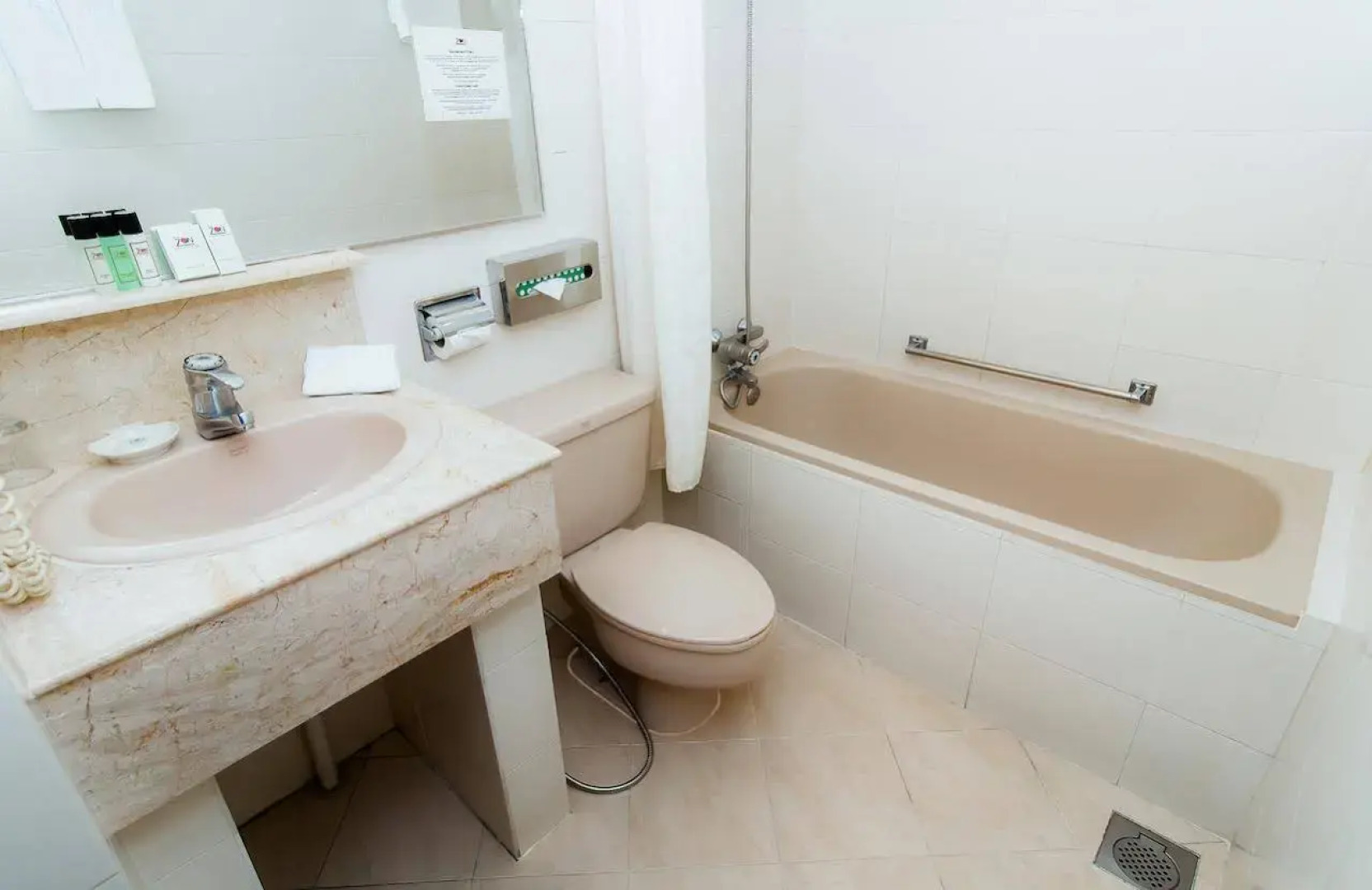 The ZON All Suites Residences