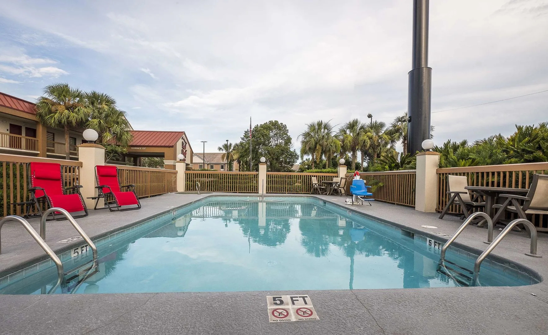 Red Roof Inn Kingsland