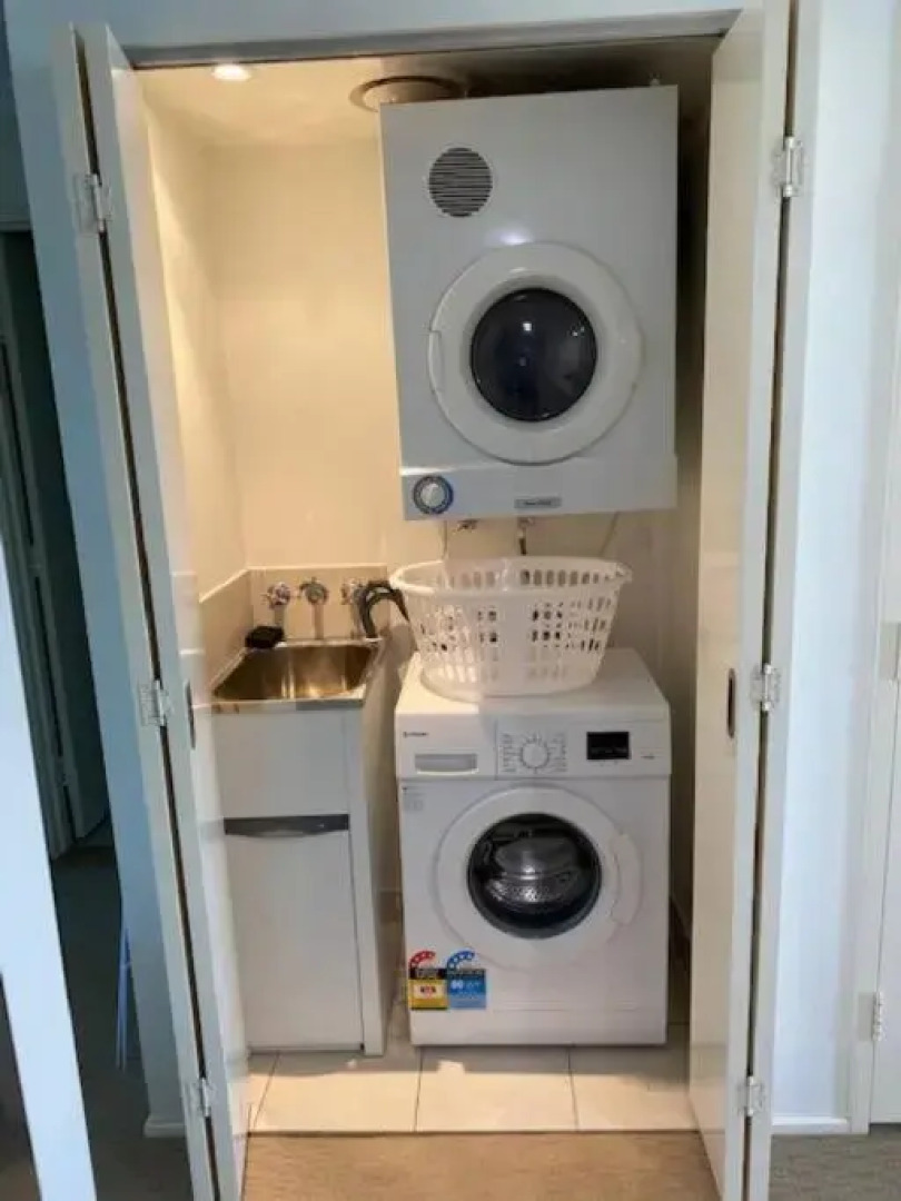 Ground Floor Luxury Oceanfront Apartment