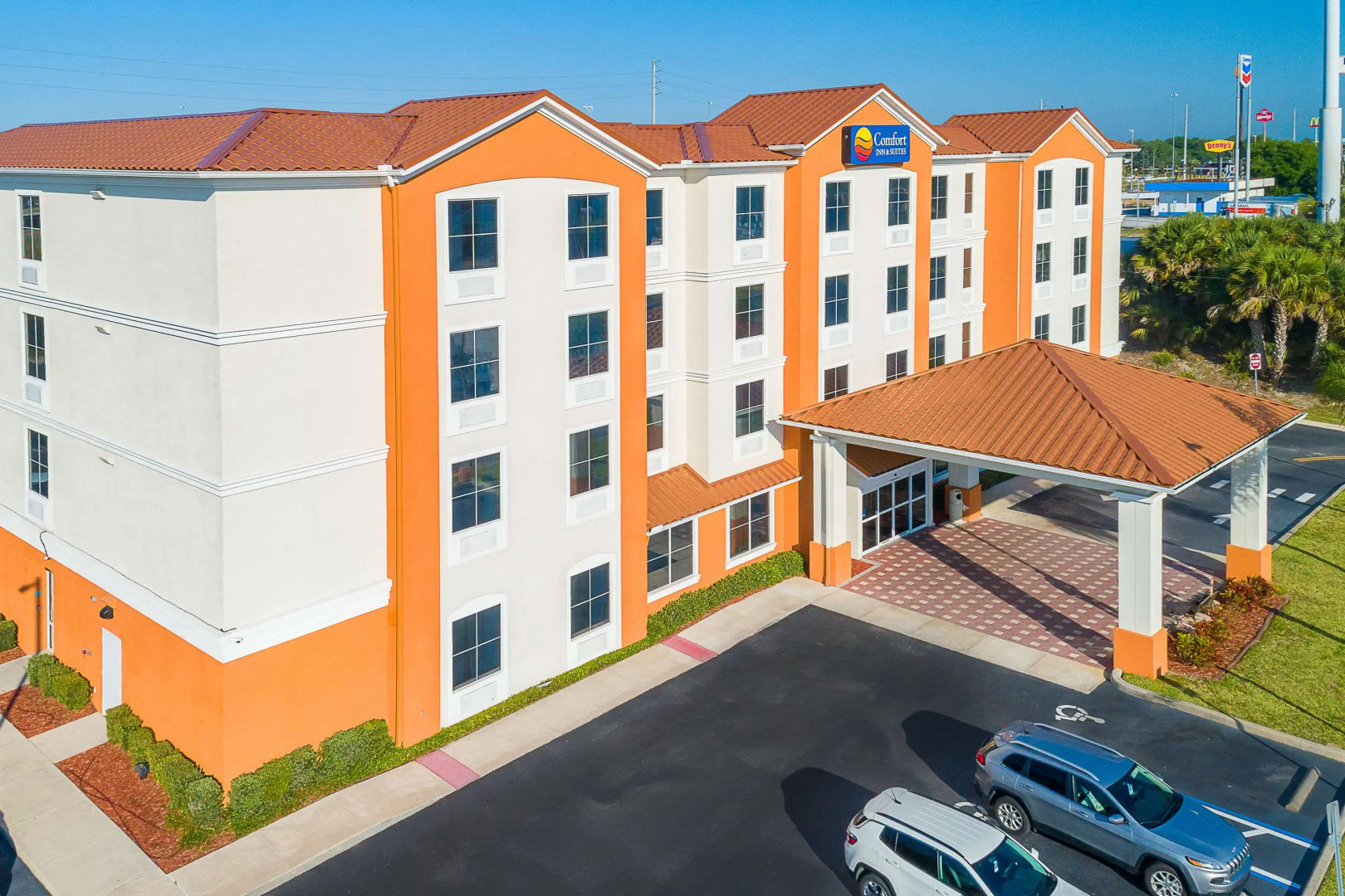 Comfort Inn and Suites Maingate South Davenport