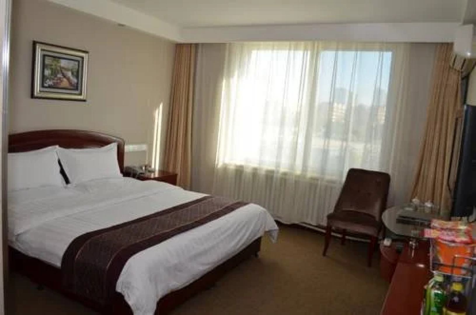 Jinyi Chain Hotel Hohhot Zhandong Road Moore City