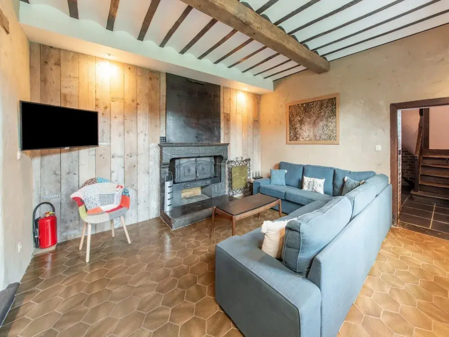 Vacation Home With BBQ Near Hotton