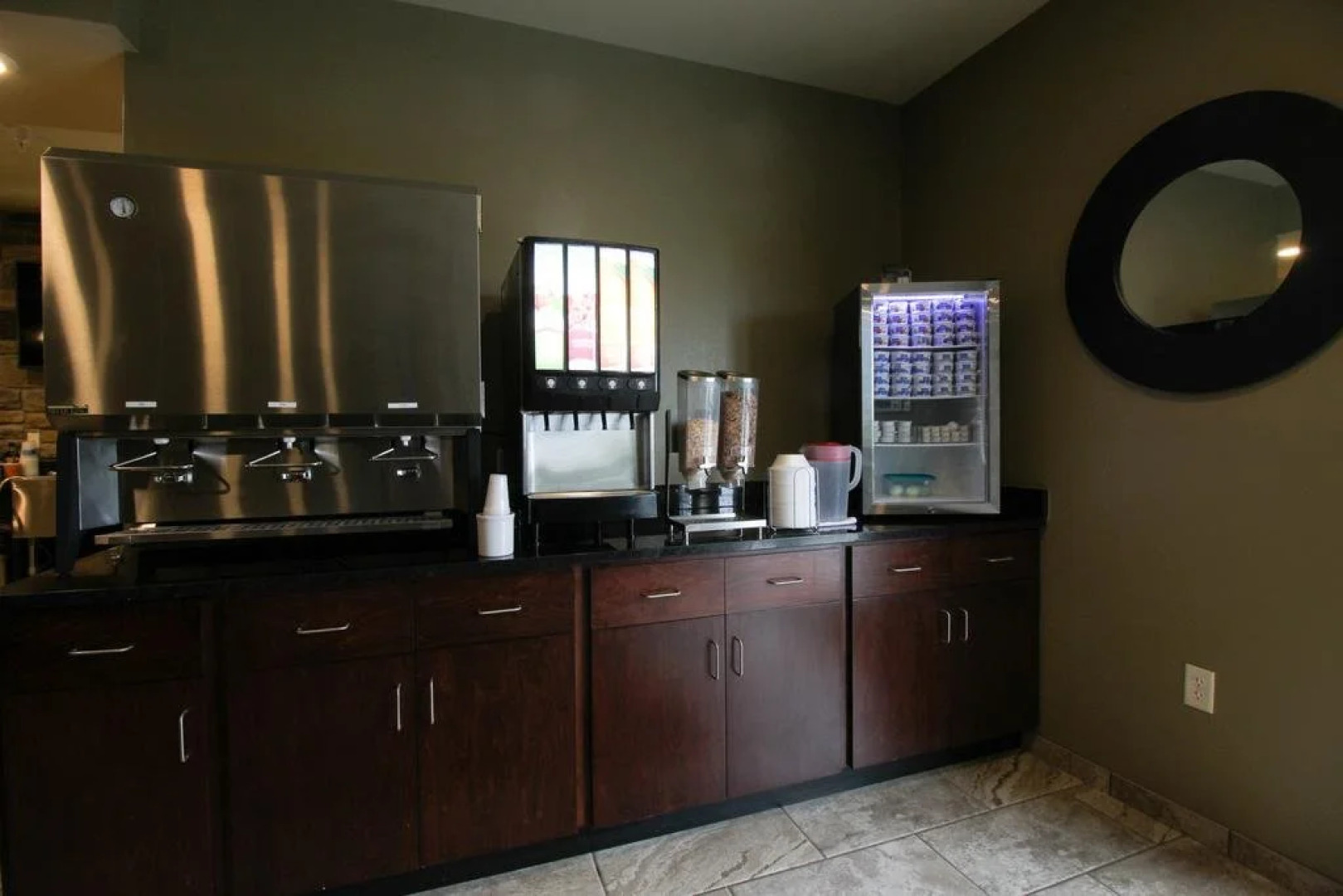 Cobblestone Hotel & Suites – Devils Lake