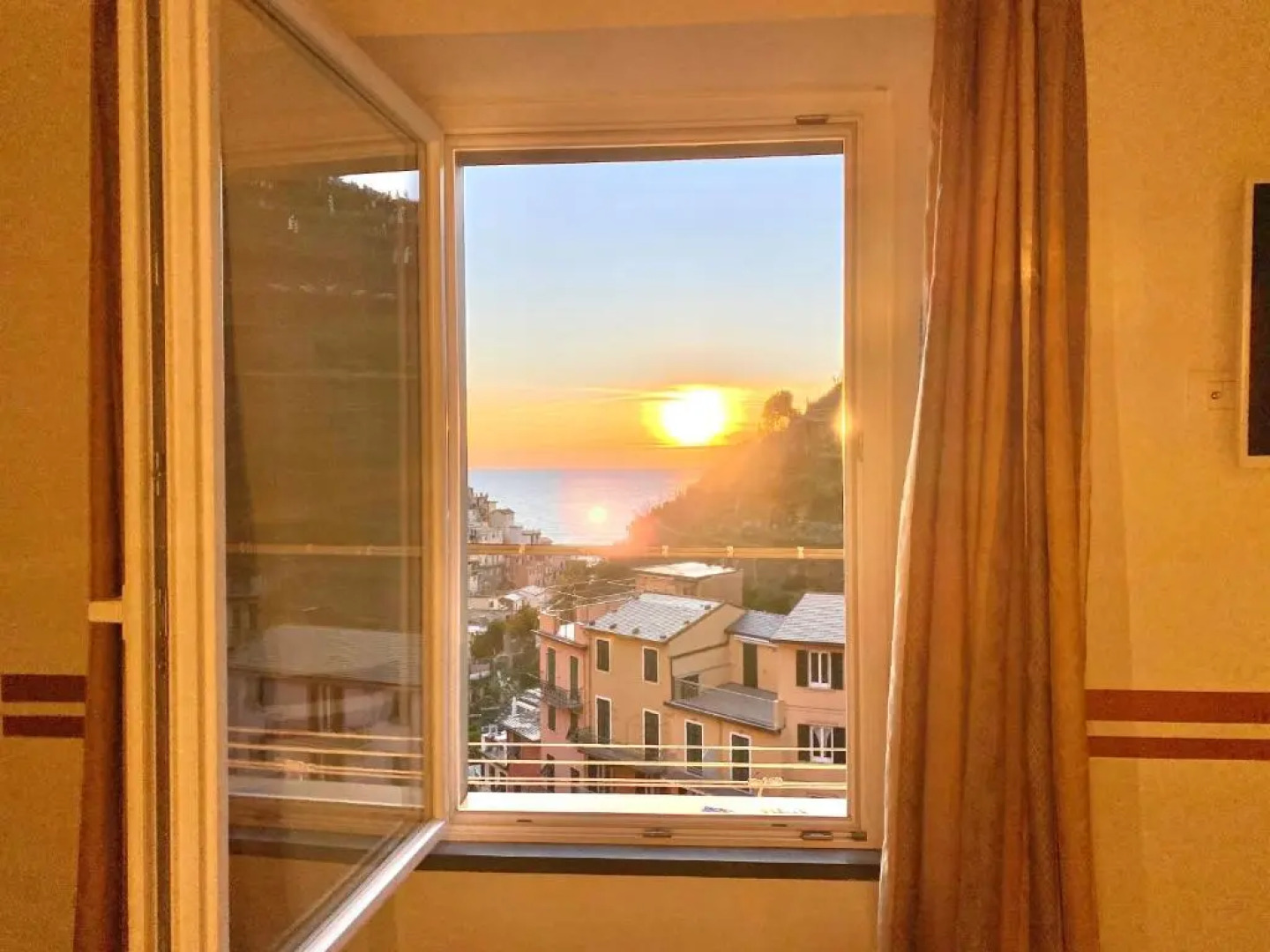 Giovanni Rooms Manarola