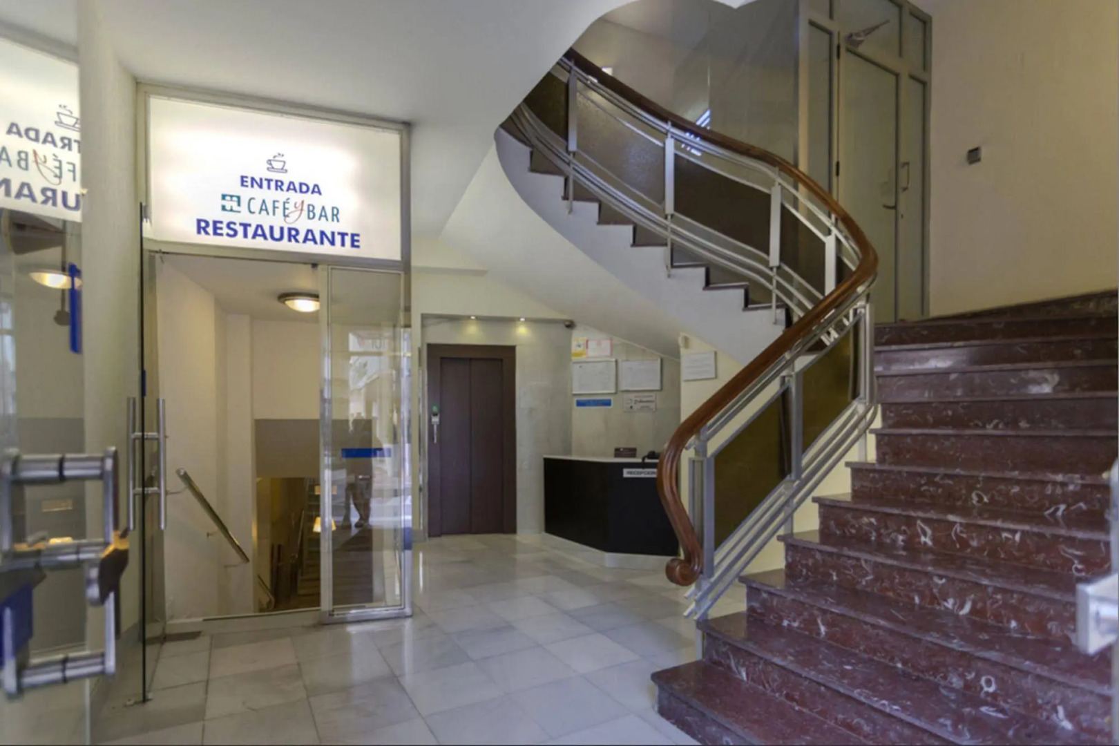 Torreluz Centro Hotel