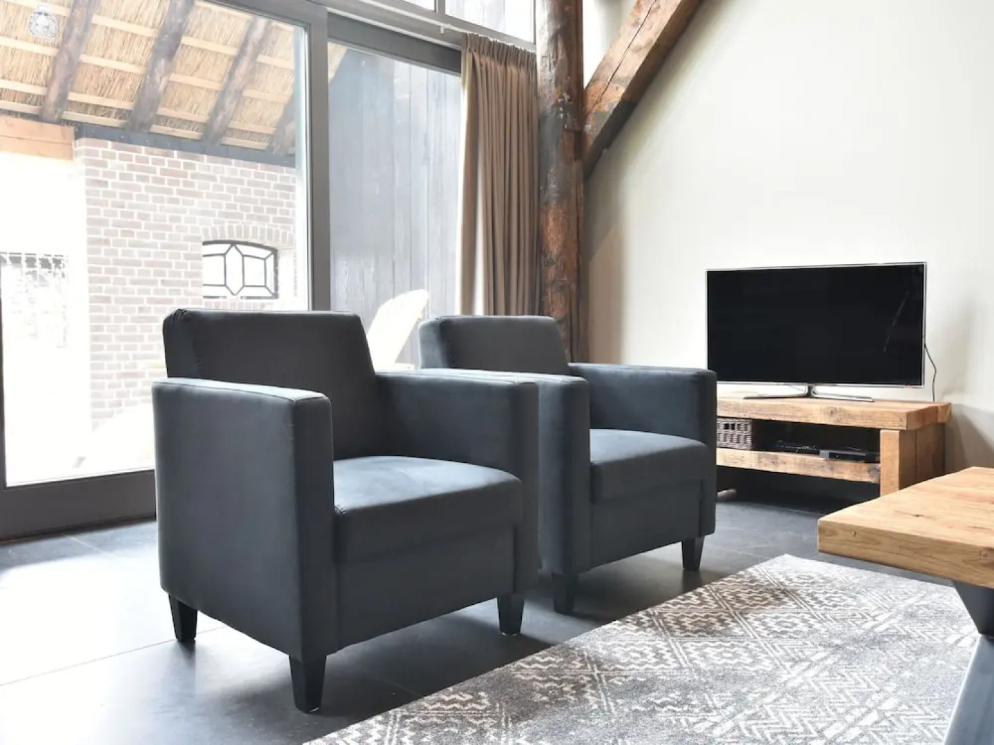 Grandeur Farmhouse in Dwingeloo