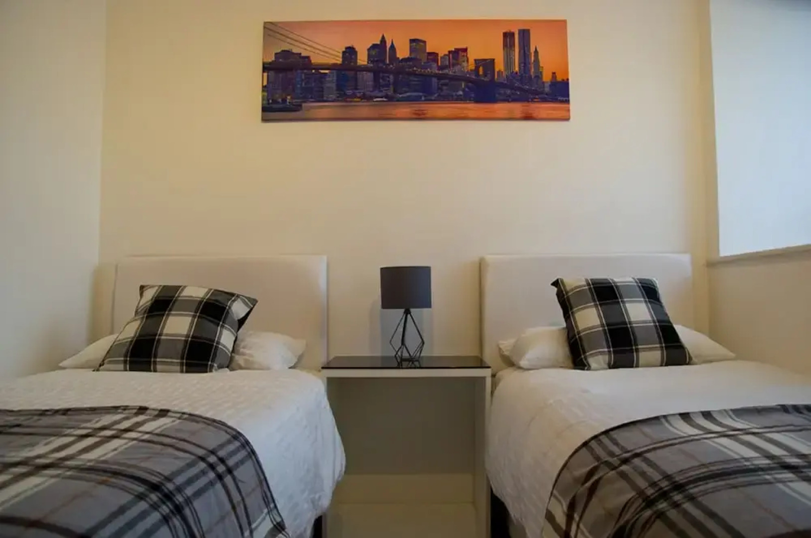 Icon Becket Apartment