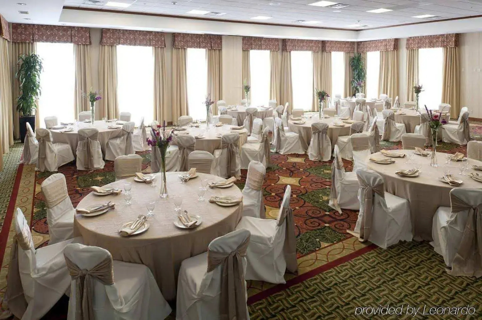Hilton Garden Inn Lake Forest Mettawa