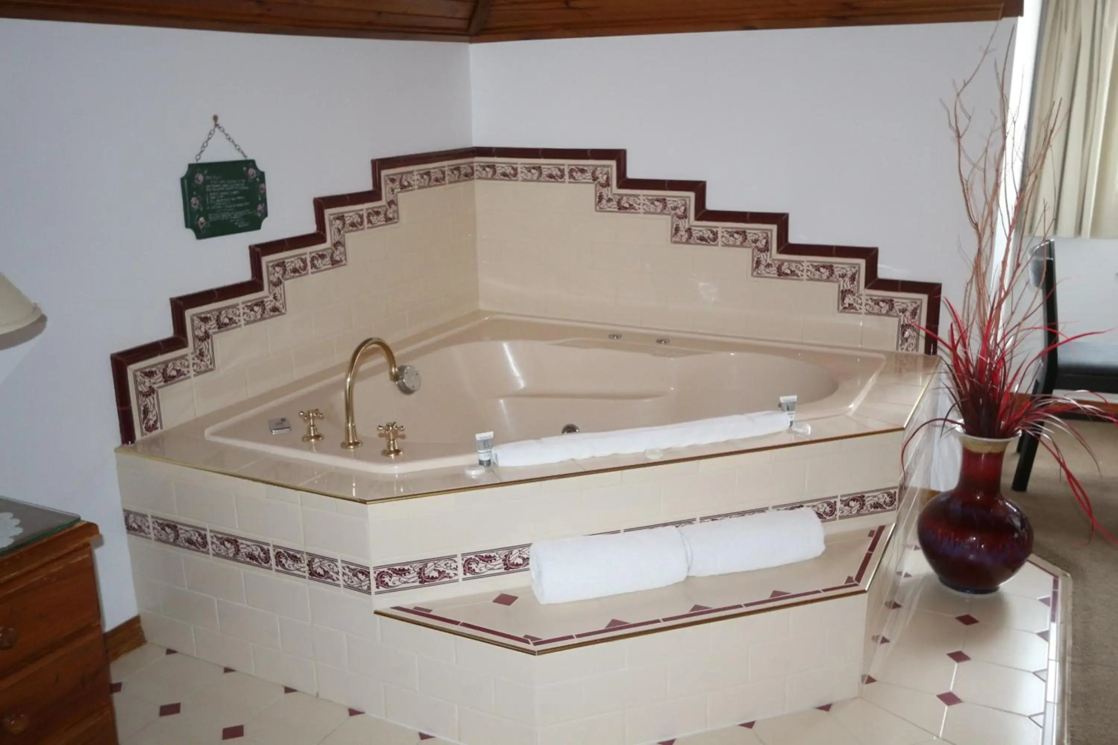 Swansea Cottages & Lodge Suites