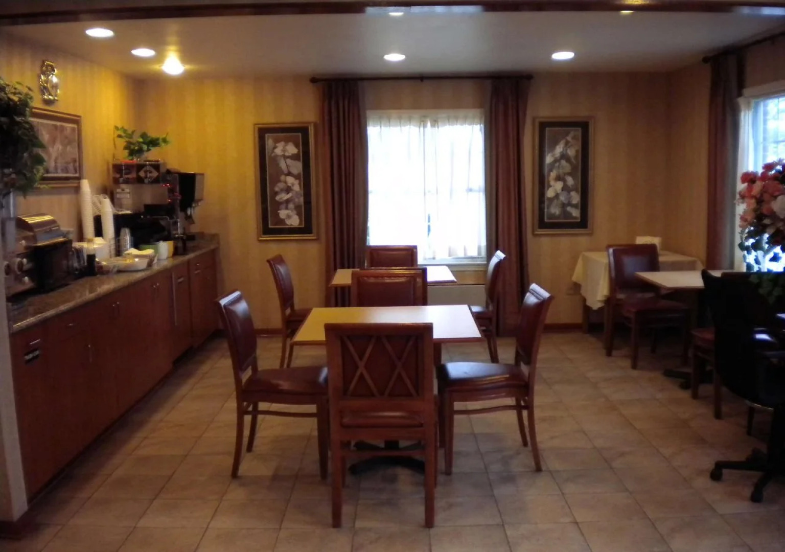 Capital O First Heritage Inn Rantoul IL I 57