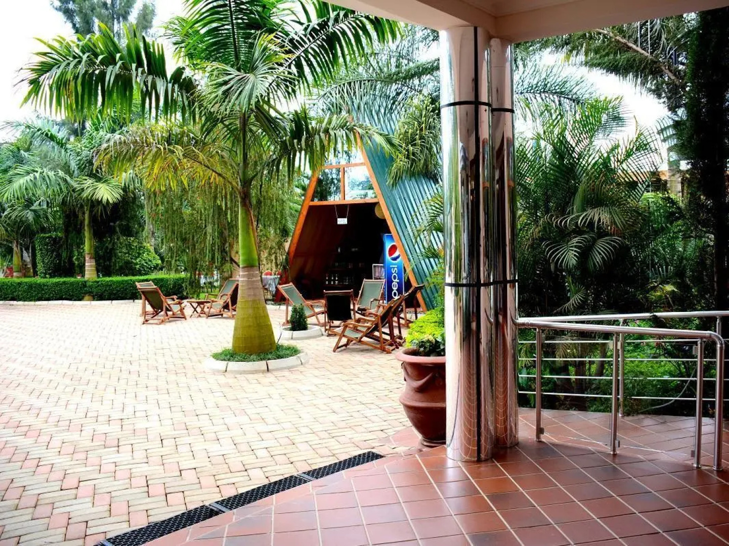 Nejobugg palace hotel