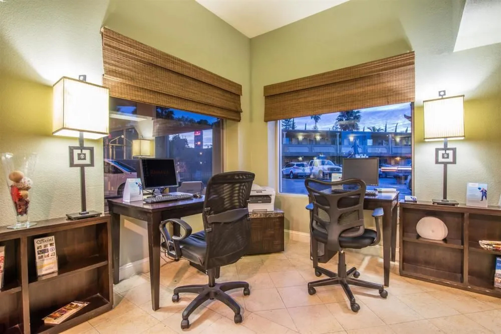 Ramada West Sacramento Hotel and Suites