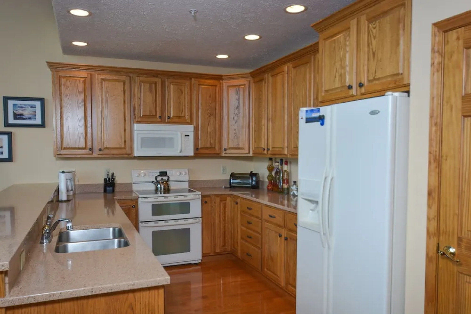 Amazing Overlook 3 Bedroom Townhome