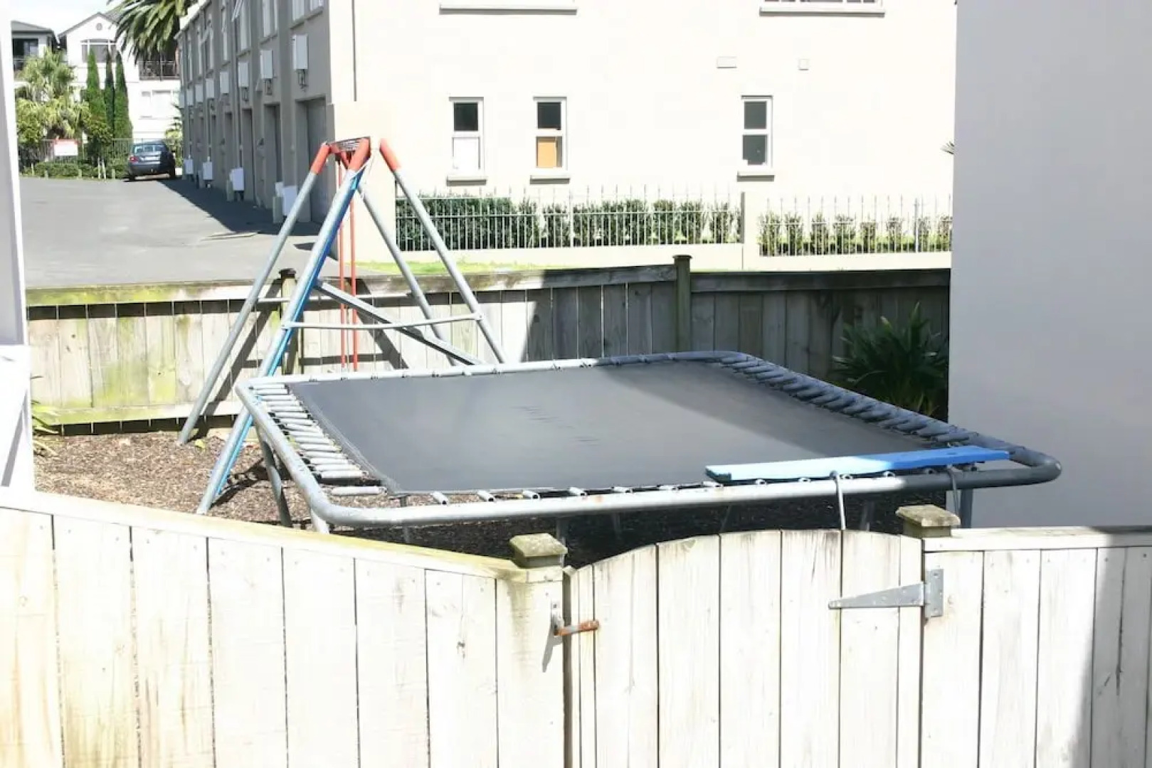 Academy at Botany Motor Inn