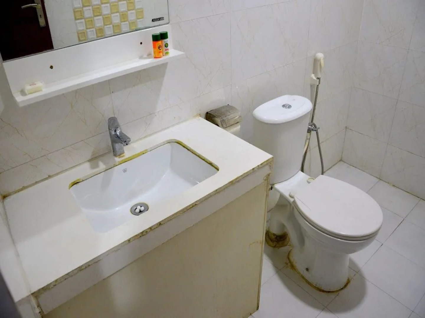 OYO 4308 Hotel Zaarang Inn