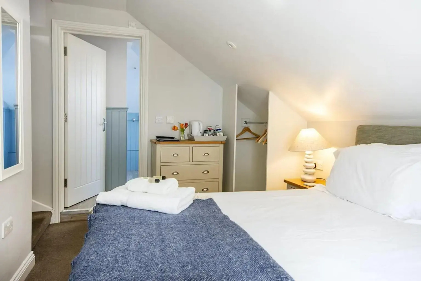 Plume Of Feathers B&B