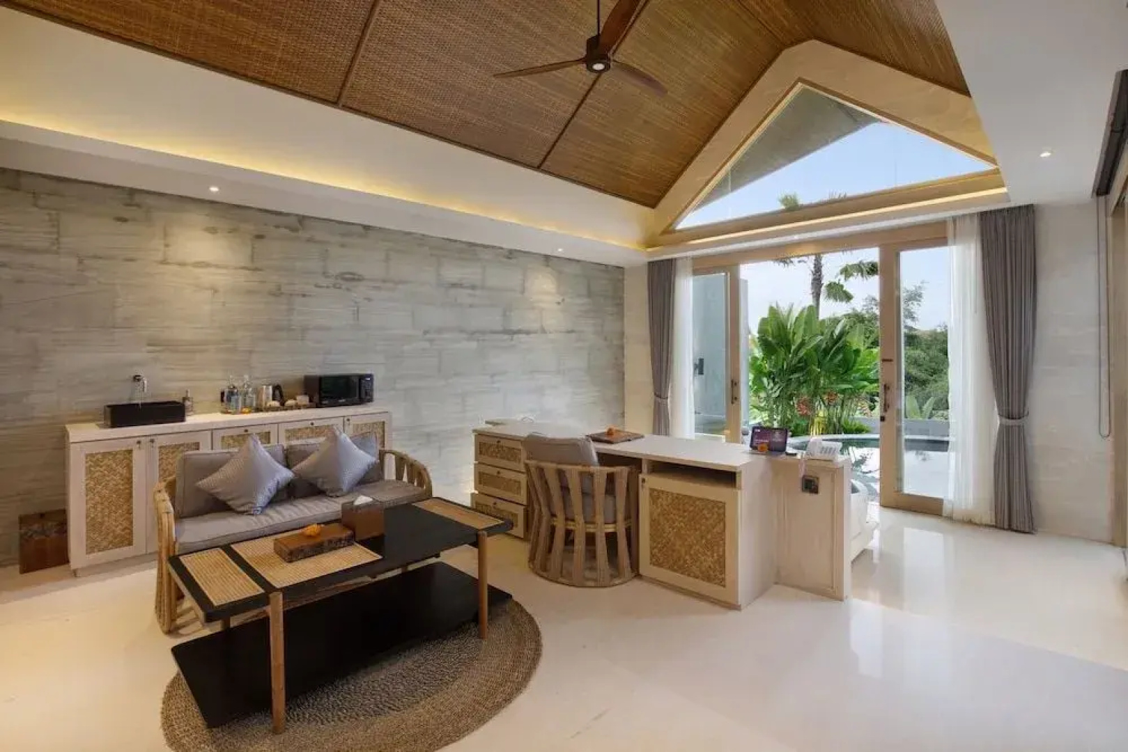 Astera Villa Canggu By Ini Vie Hospitality