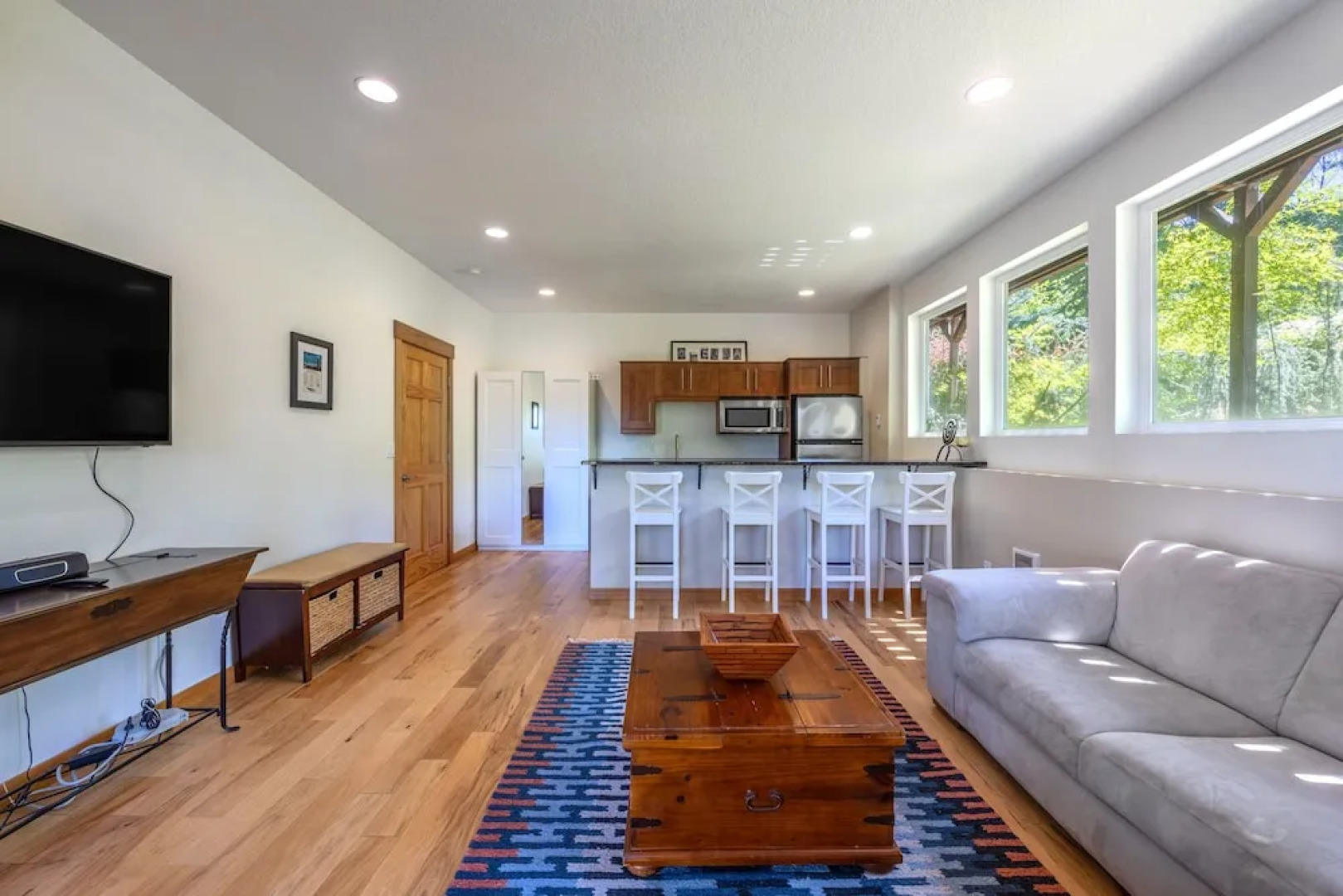 White Stag 4 Bedroom Home by RedAwning