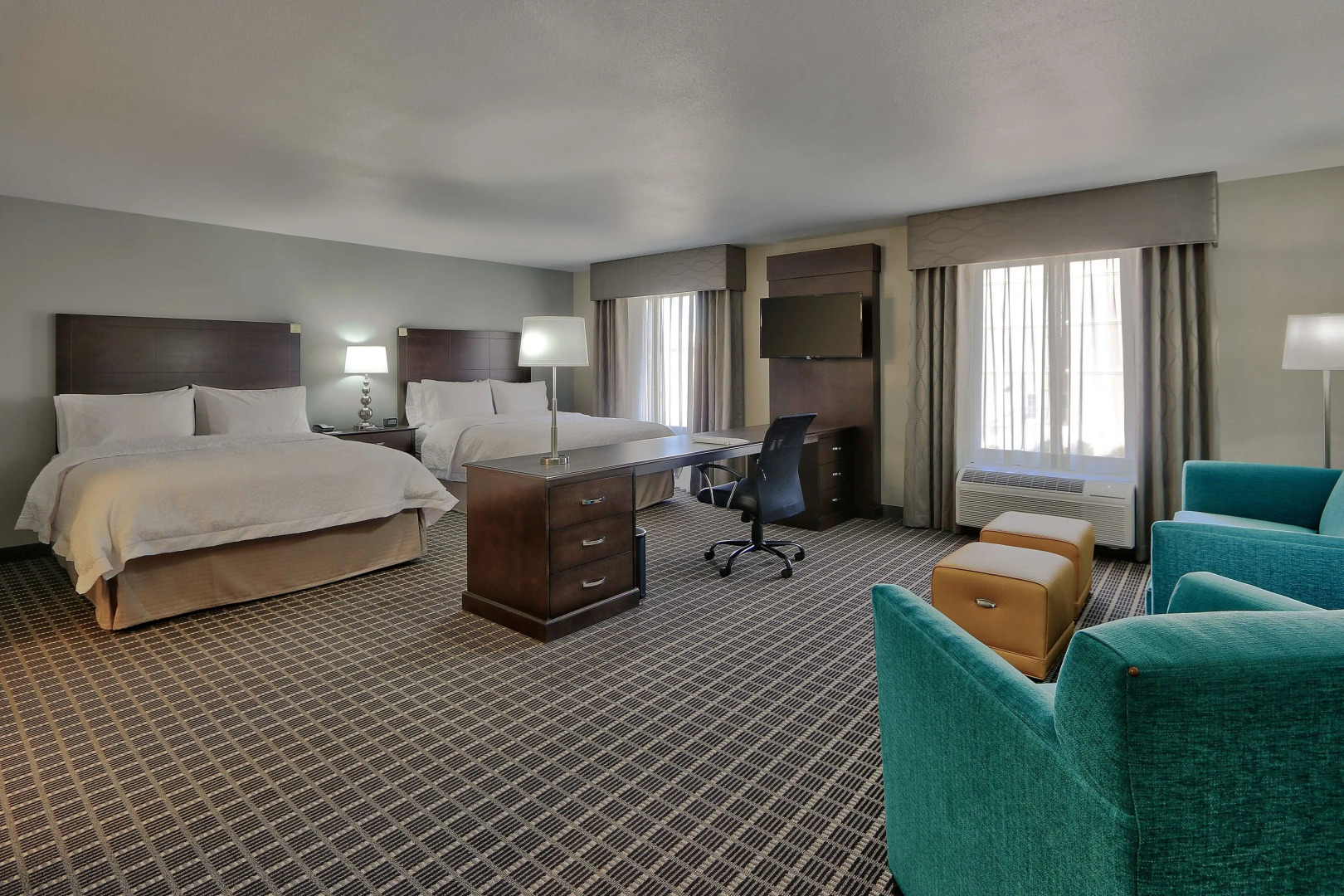 Hampton Inn & Suites Albuquerque Airport