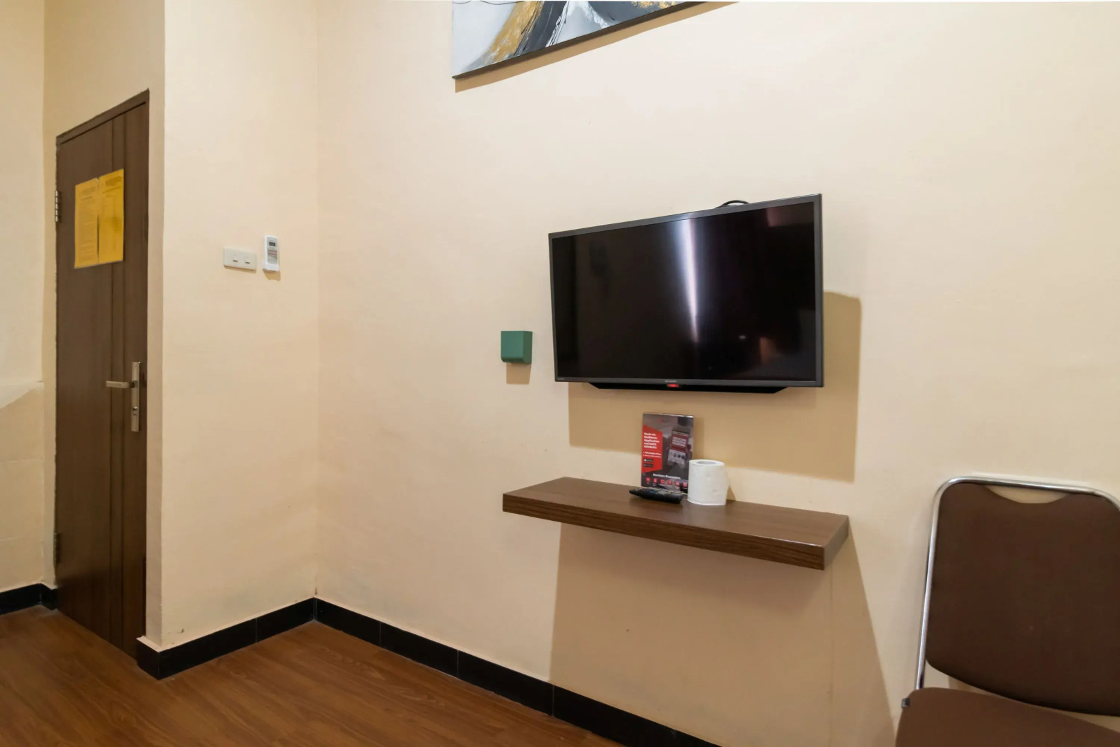 RedDoorz Plus near Ramayana Pematangsiantar