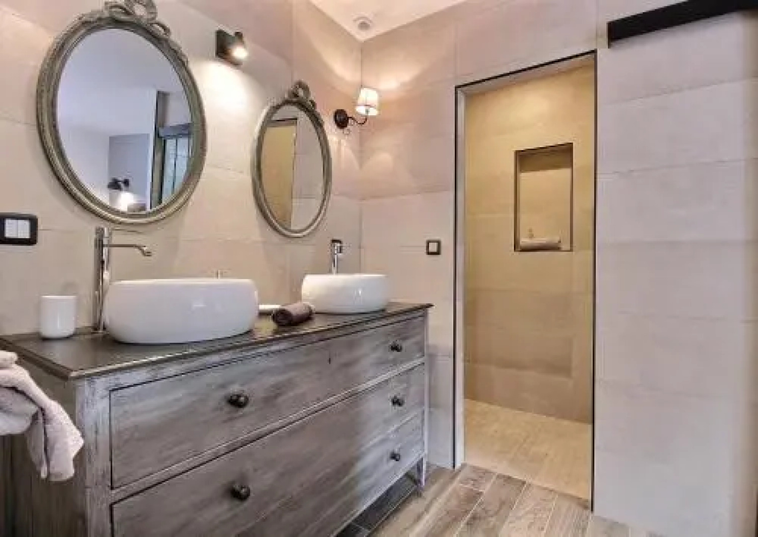 Au Jardin D'etaville