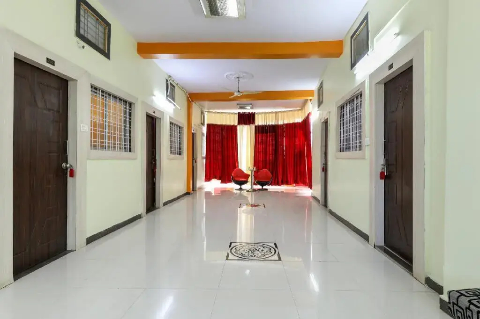 Hotel Shree N Palace by OYO Rooms