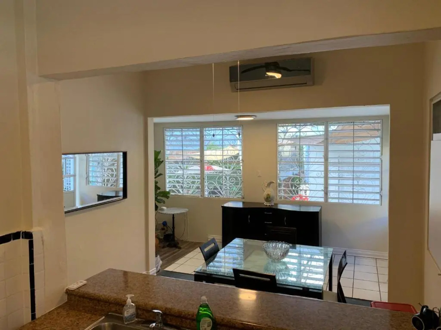 Calle Hollanda 1 Bedroom Home