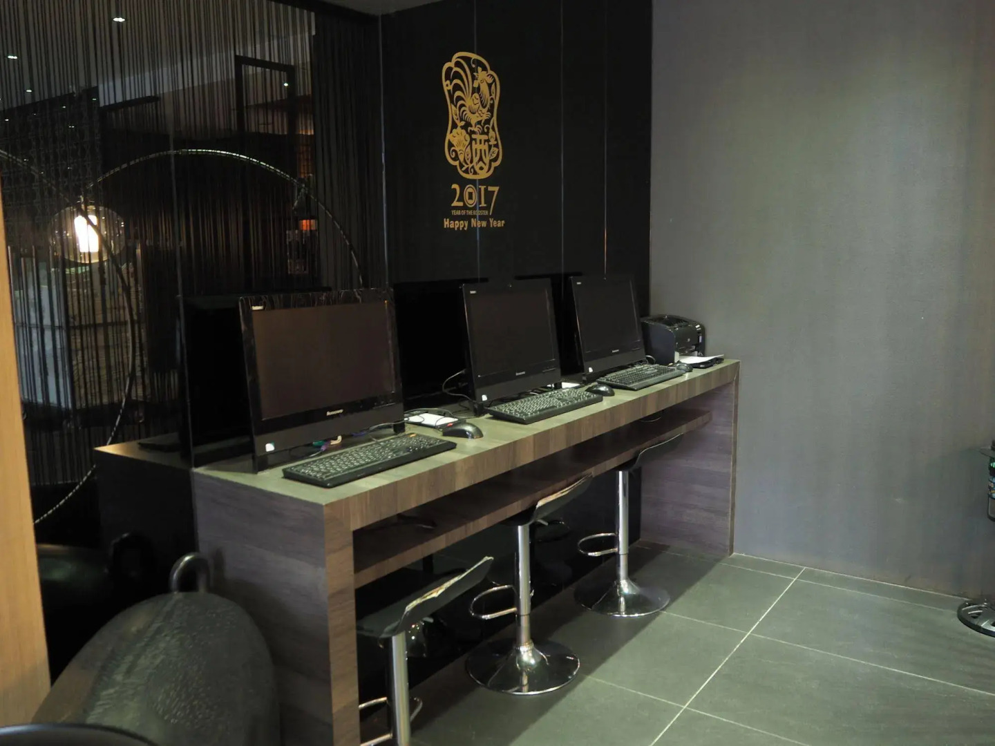 The Riverside Hotel International