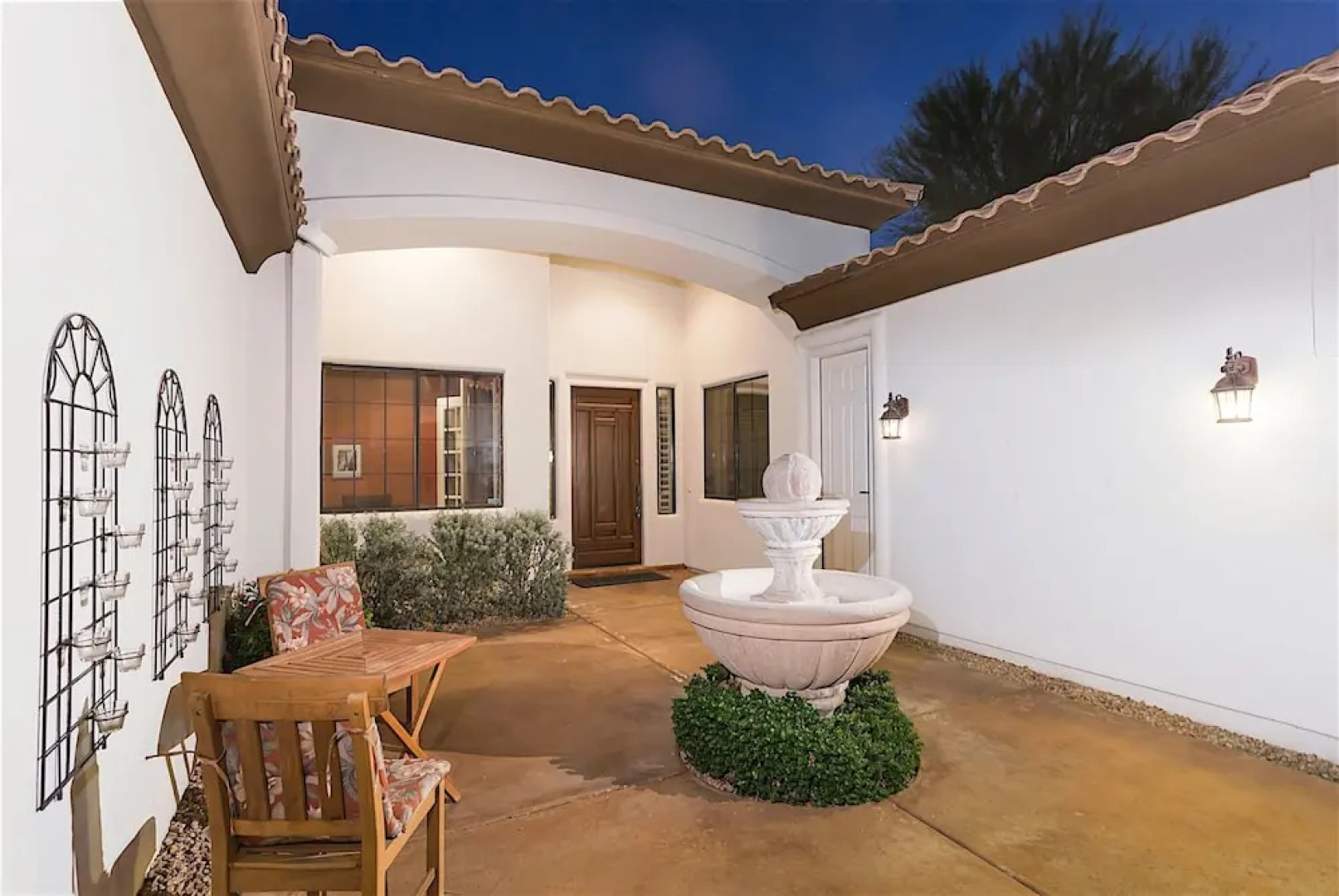 Palm Valley 4 BR by Casago