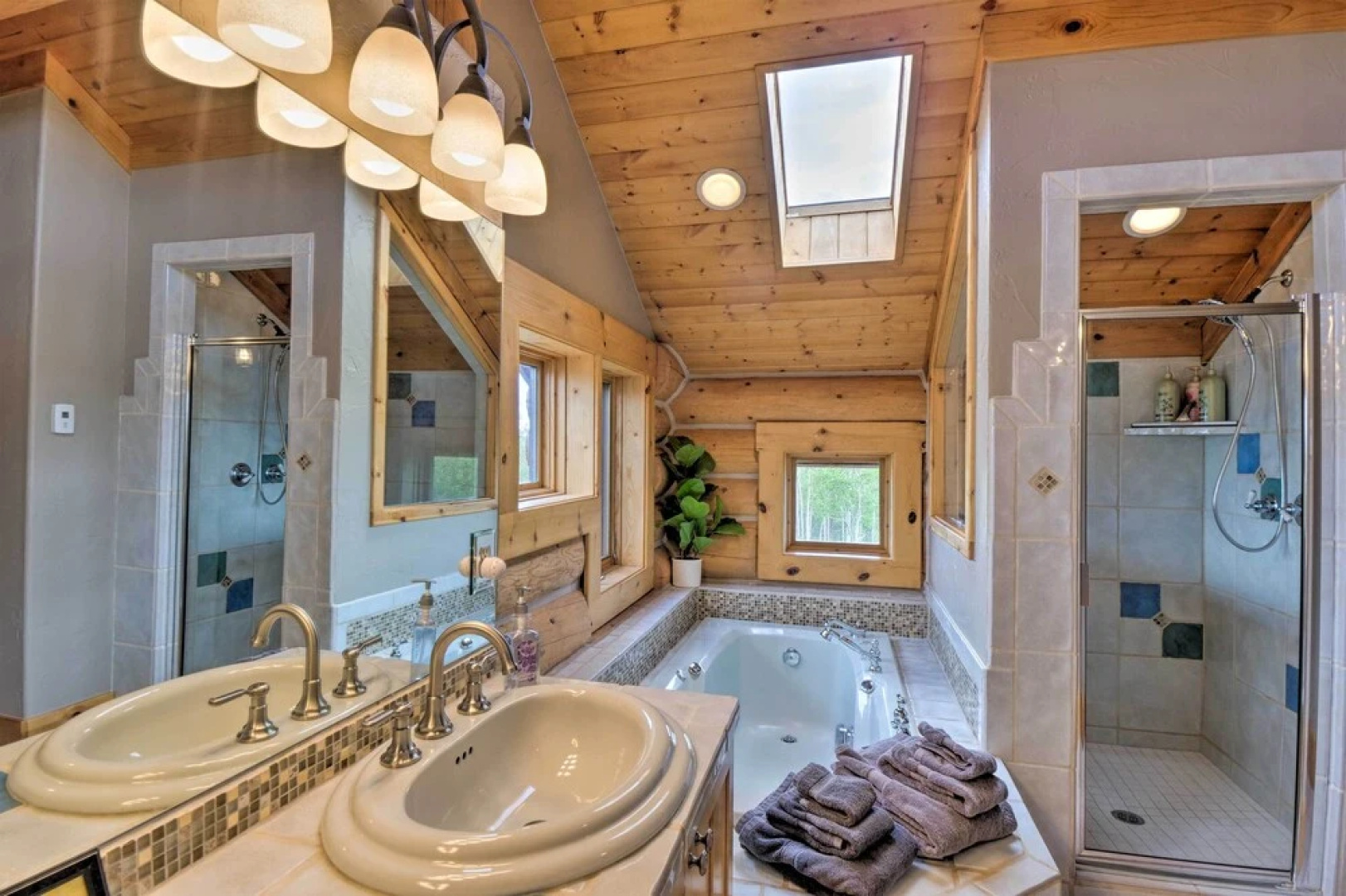 22str-00506 Fairplay Log Cabin: 26 Mi to Breck!