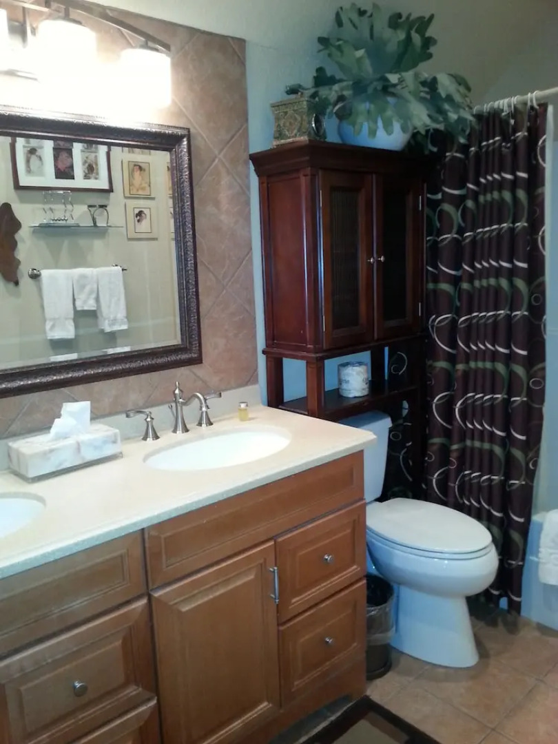 The River's Edge Motel Lodge & Resort