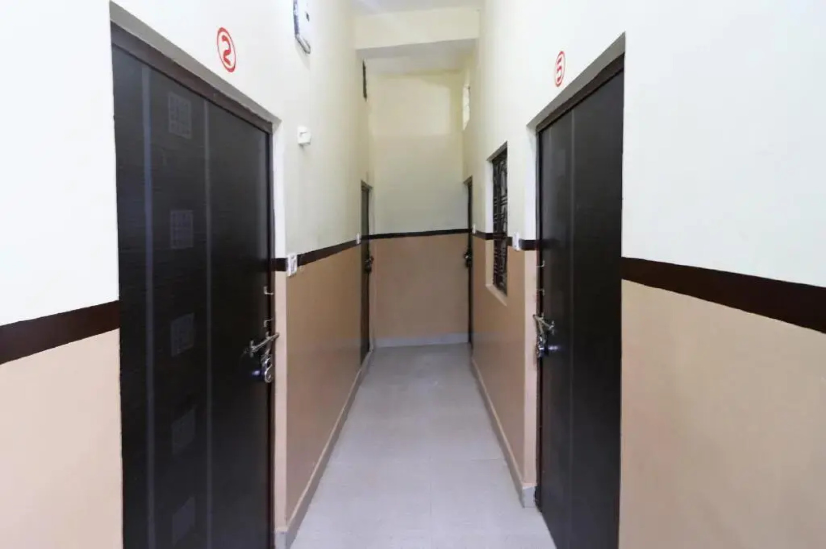 Bharat Lodge  by OYO Rooms