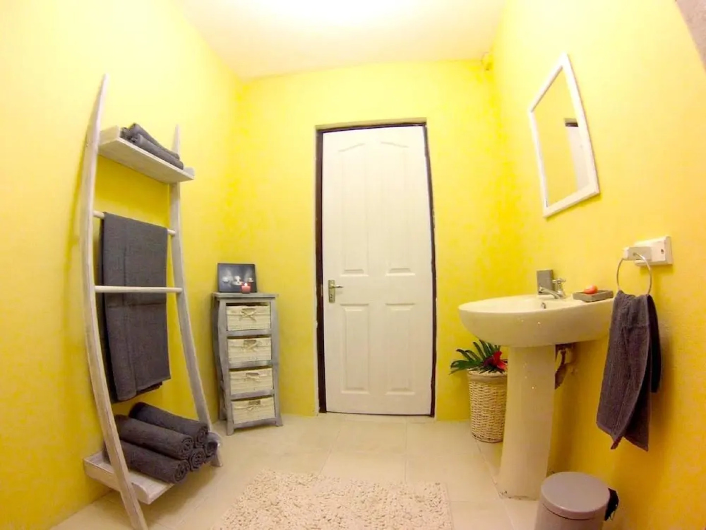 Villa With 2 Bedrooms in Grand Gaube, With Private Pool, Enclosed Gard