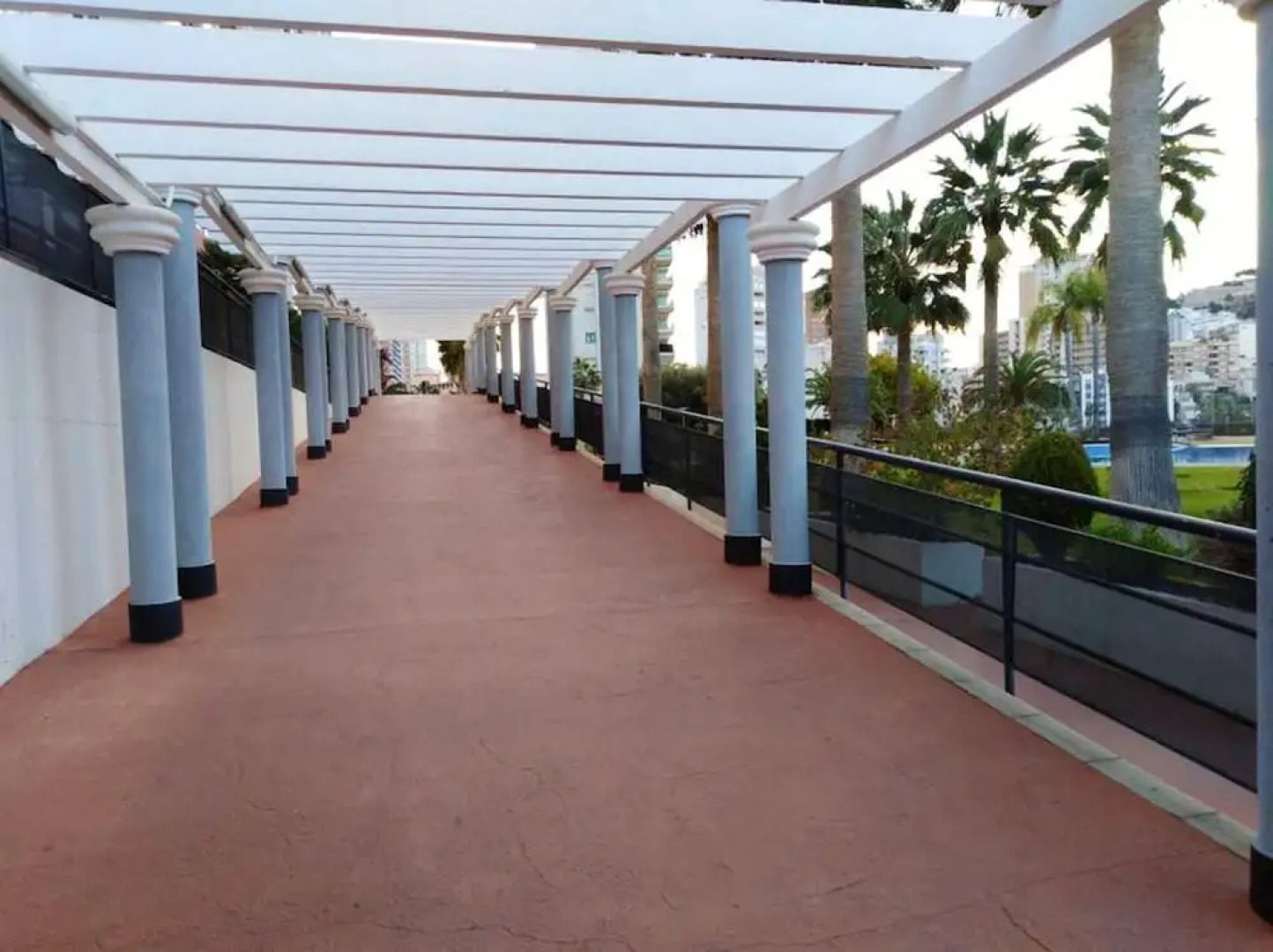 Apartment With 2 Bedrooms in La Villajoyosa, With Wonderful sea View,