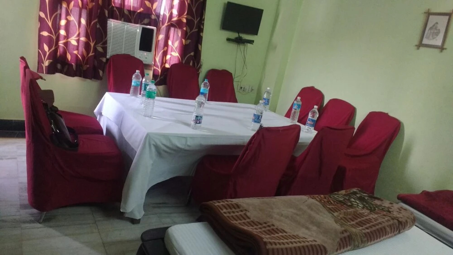 SPOT ON 3054 Hotel New Center Point