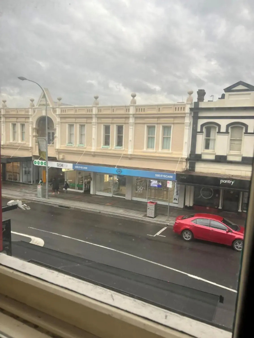 Star Bar Cafe & Hotel