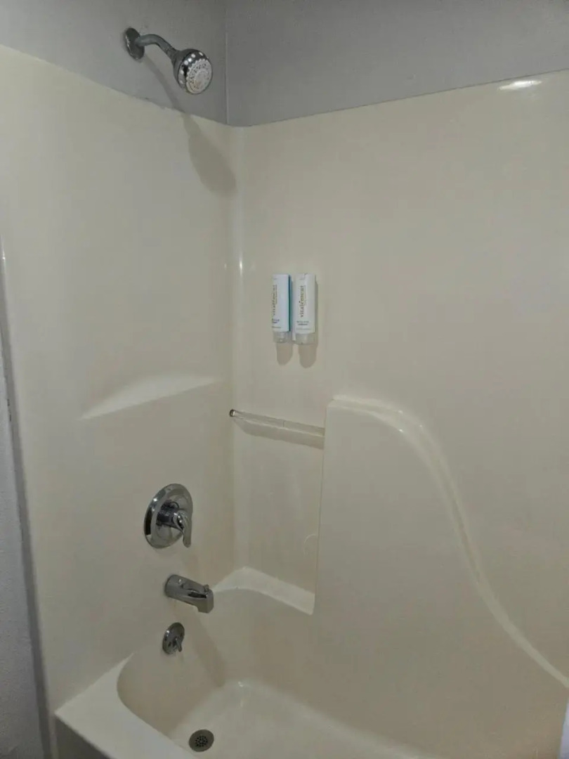 Super 8 Motel - Beaver