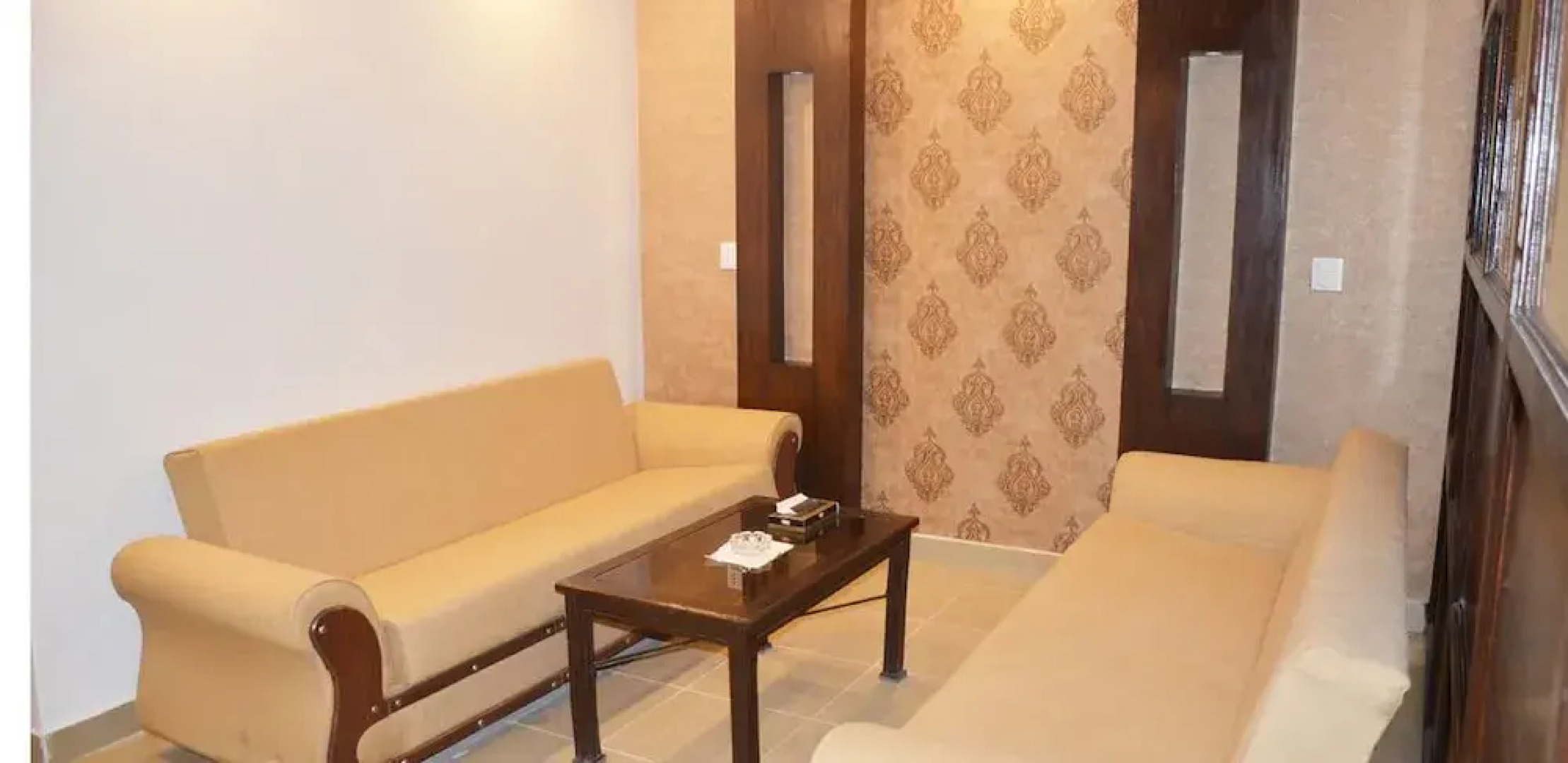 Hotel Grand Peshawar